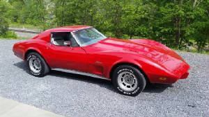 1975corvette.jpg