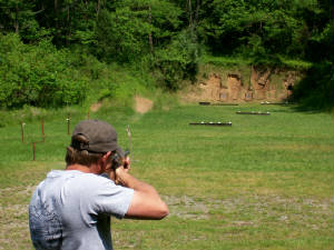 gunclub012.jpg